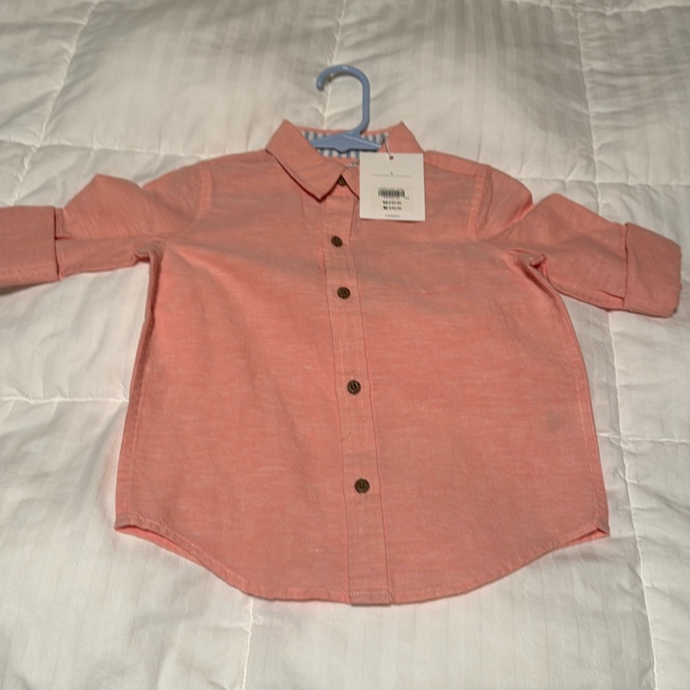 NWT BUTTON DOWN SHIRT